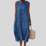 Blaues Leinenkleid mit V-Ausschnitt