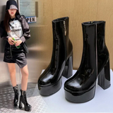 Carina - Botas com plataforma super alta com charme e confiança