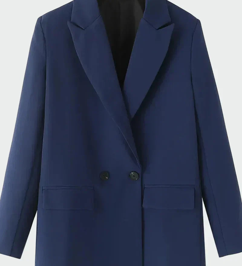 Casaco Oversized com Linha Moderna
