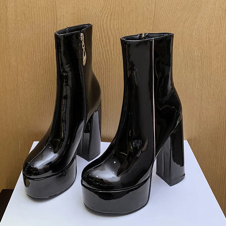 Carina - Botas com plataforma super alta com charme e confiança