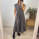 Ana - Vestido de Conforto Atemporal