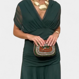 Luana - Vestido elegante com decote em V