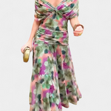Luana - Vestido elegante com decote em V