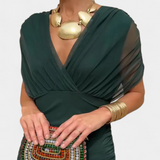 Luana - Vestido elegante com decote em V